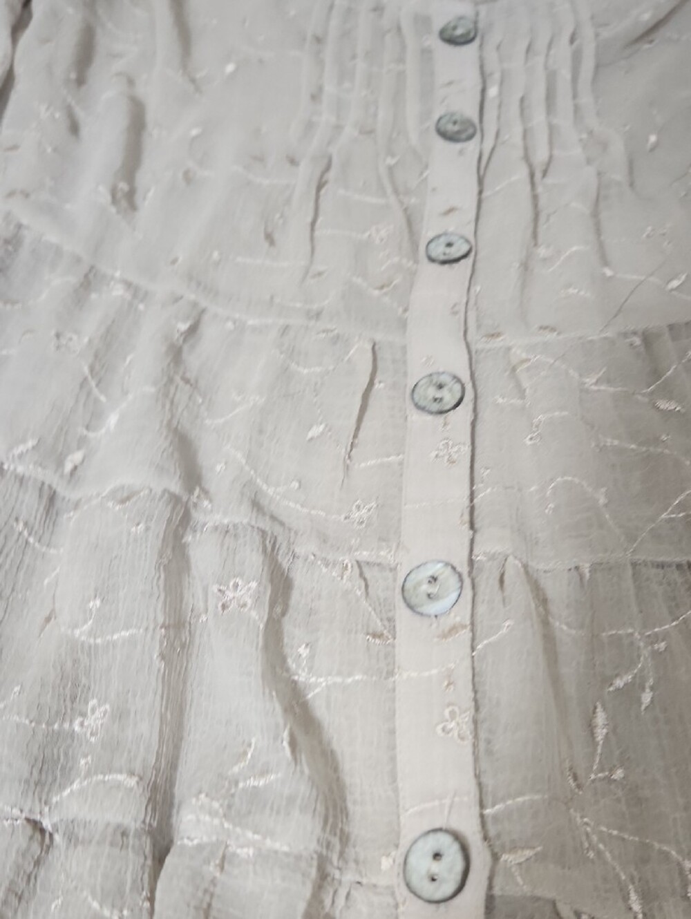 Soft Surroundings Light Taupe/Gray Lace Overlay Tunic Top - Picture 5 of 16